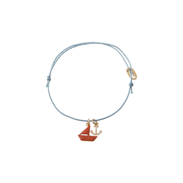 titlee sailboat charm bracelet