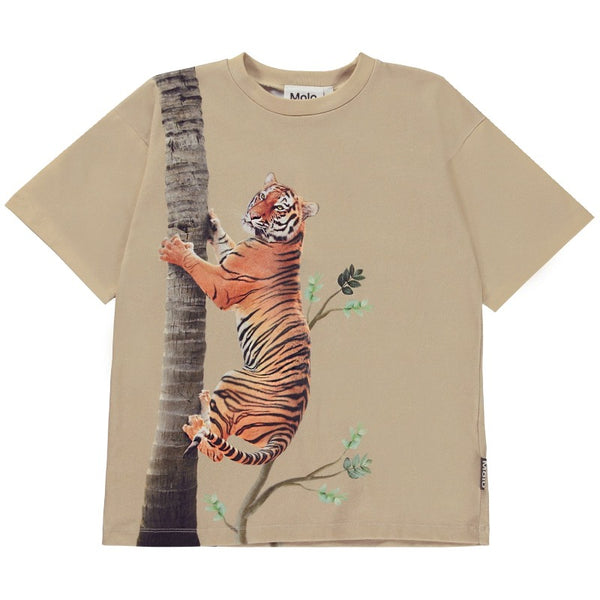 front of the molo rillo t-shirt in climbing tiger