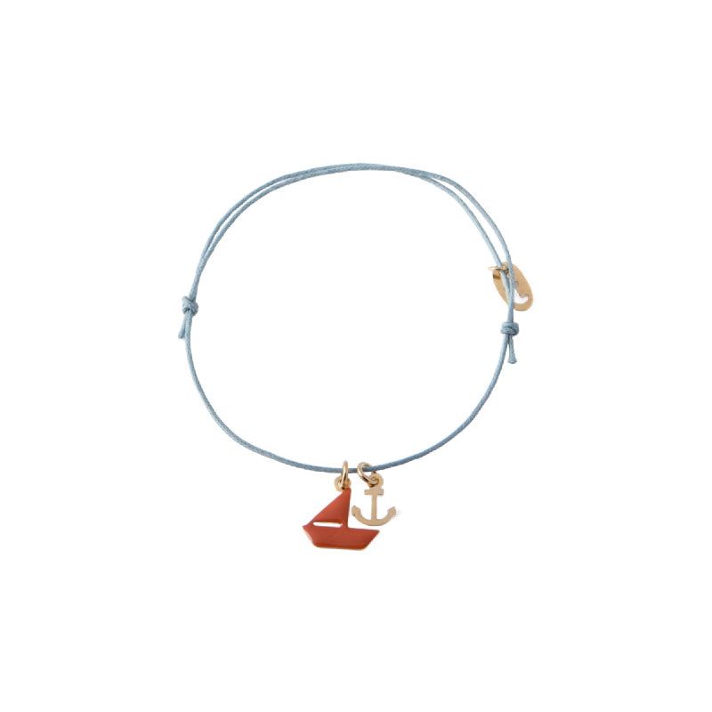 titlee sailboat charm bracelet