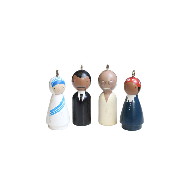 the peace makers ornaments set