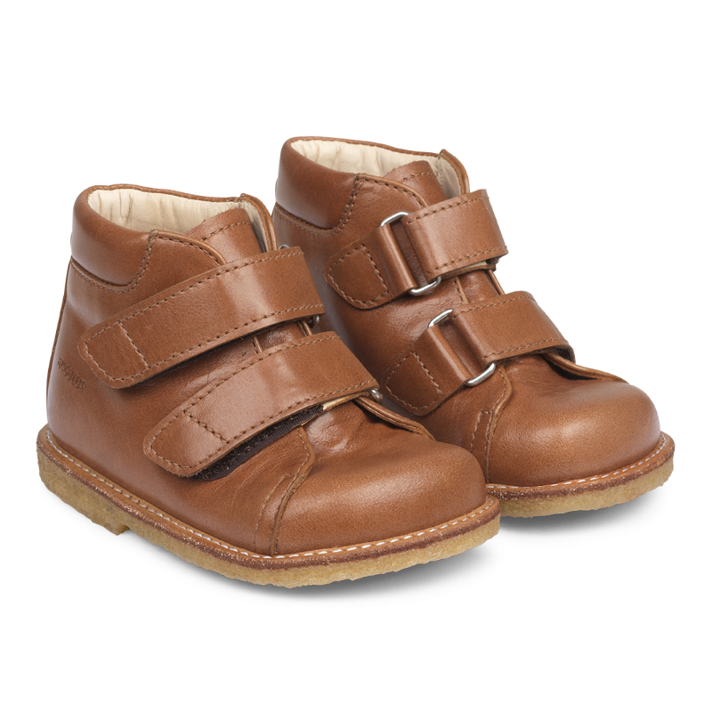 starter boot with velcro cognac –