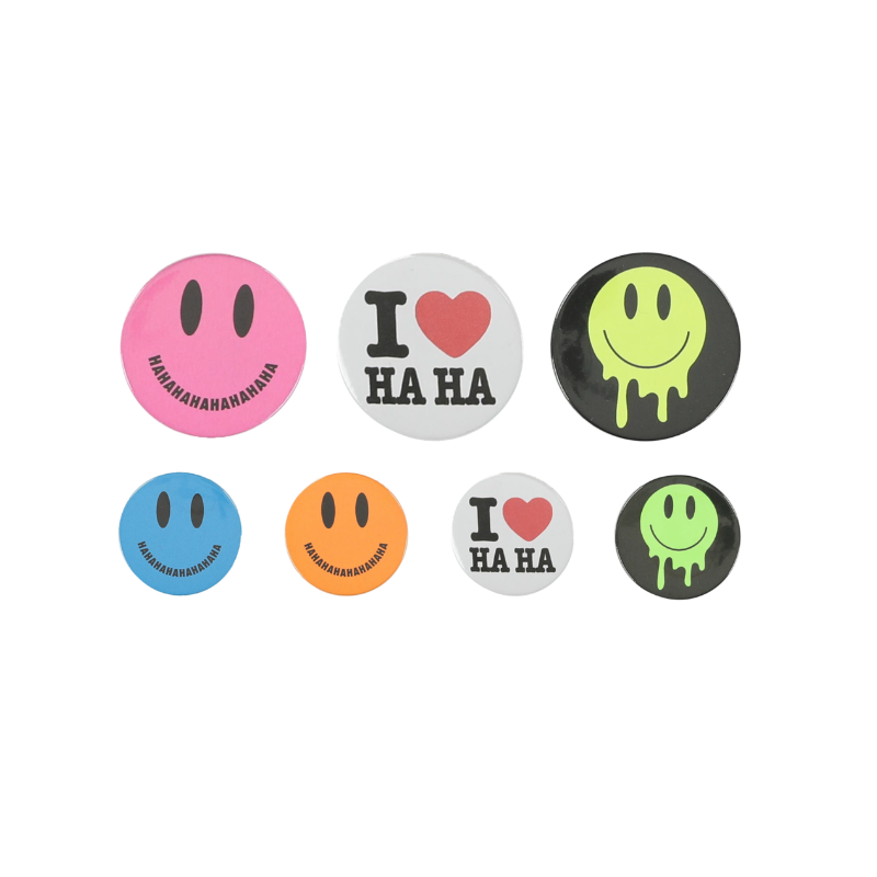 caroline bosmans i love haha button pins pink